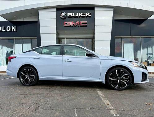 2023 Nissan Altima 2.5 SR