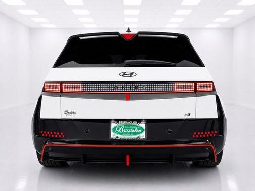 Atlas 2025 Hyundai IONIQ 5 N Base