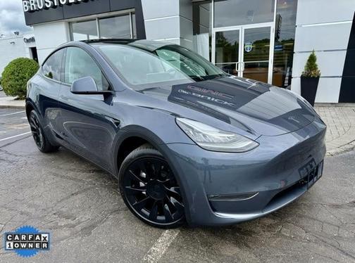 2023 Tesla Model Y Long Range
