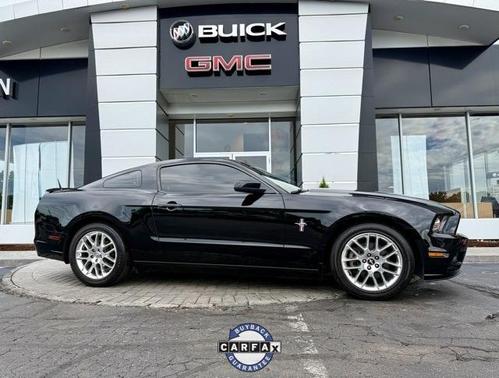 2013 Ford Mustang V6 Premium