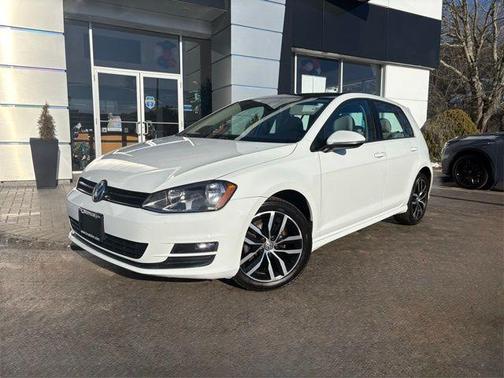 2015 Volkswagen Golf Auto TSI SE