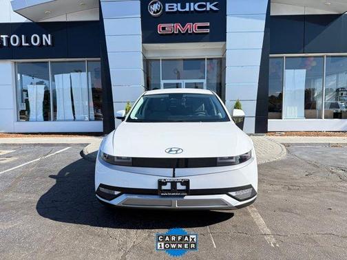 2024 Hyundai IONIQ 5 SE