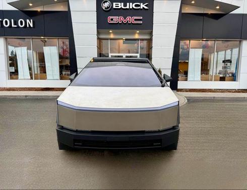 2024 Tesla Cybertruck Cyberbeast