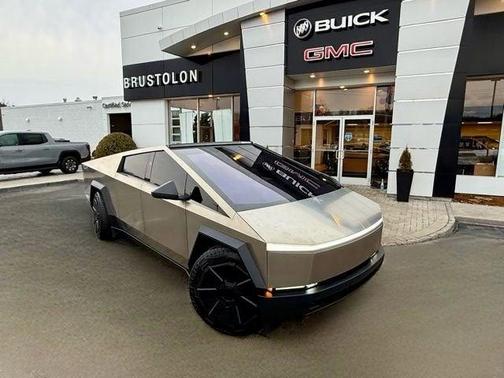 2024 Tesla Cybertruck Cyberbeast