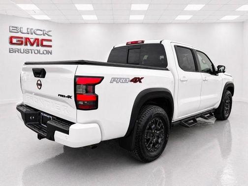 Glacier White 2024 Nissan Frontier PRO-4X
