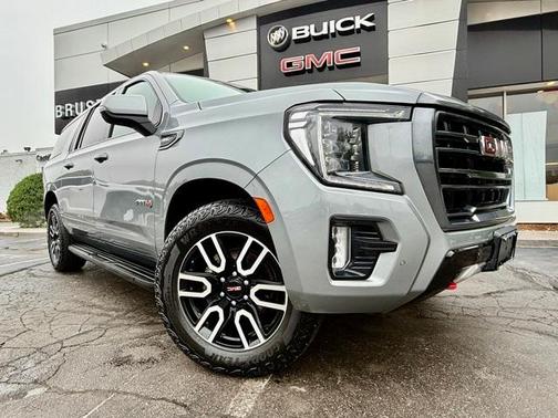 2023 GMC Yukon XL AT4