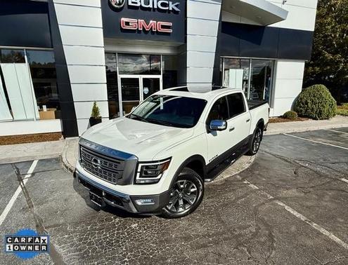 2024 Nissan Titan Platinum Reserve