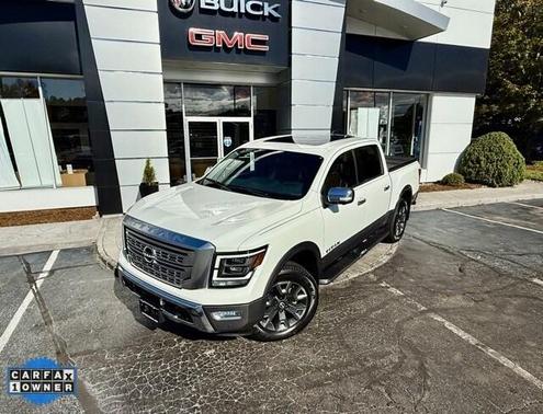 2024 Nissan Titan Platinum Reserve
