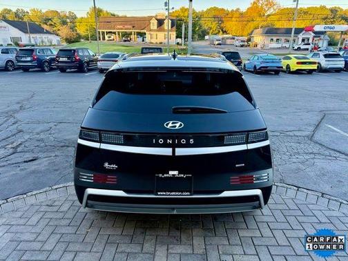 2025 Hyundai IONIQ 5 SEL