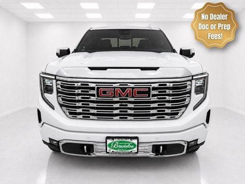 White Frost Tri-Coat 2023 GMC Sierra 1500 Denali