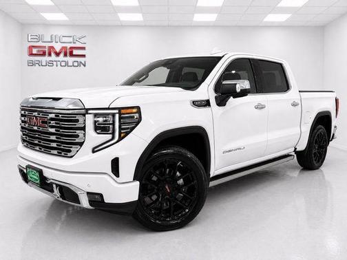 White Frost Tri-Coat 2023 GMC Sierra 1500 Denali
