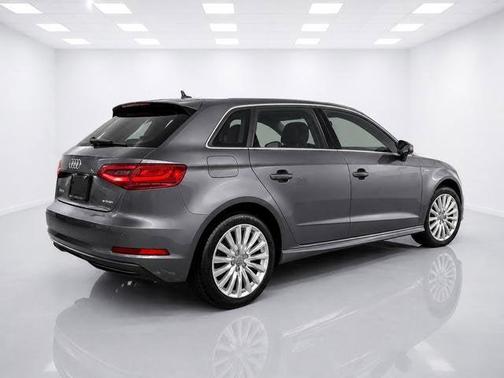 Monsoon Gray Metallic 2016 Audi A3 e-tron 1.4T Premium