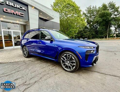 2023 BMW X7 M60i