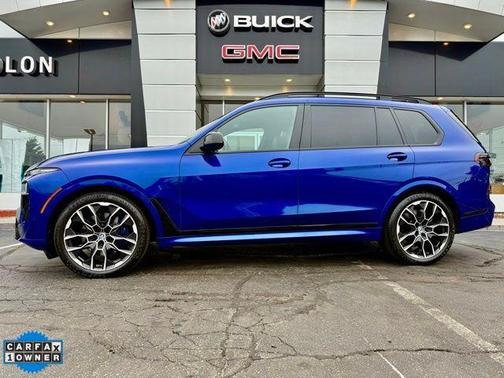 2023 BMW X7 M60i