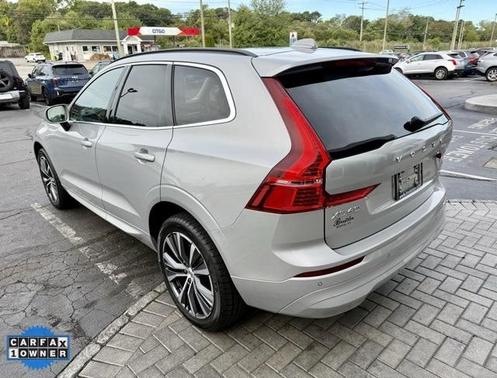 2022 Volvo XC60 B5 Momentum