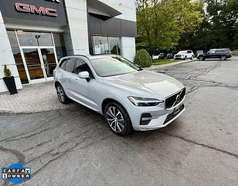 2022 Volvo XC60 B5 Momentum