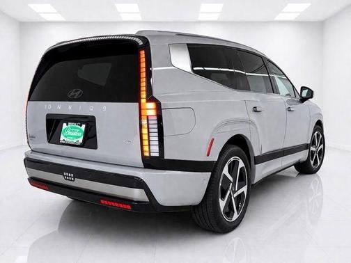 Cyber Gray 2026 Hyundai IONIQ 9 PERFORMANCE CALLIGRAPHY