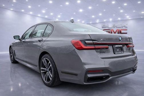 Bernina Gray Amber Effect 2021 BMW 750 i xDrive