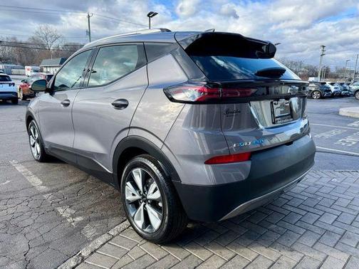 2022 Chevrolet Bolt EUV LT