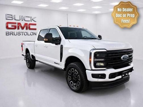Star White 2026 Ford F-250 Platinum