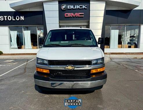 2025 Chevrolet Express 3500 LS