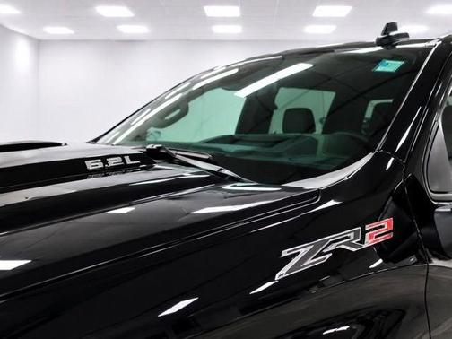 Black 2024 Chevrolet Silverado 1500 ZR2