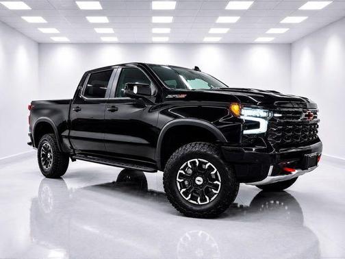 Black 2024 Chevrolet Silverado 1500 ZR2