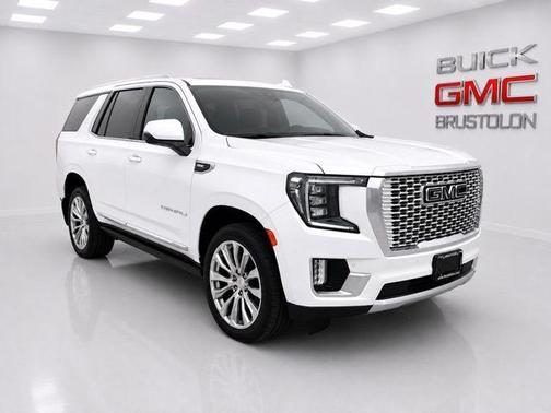 White Frost Tri-Coat 2021 GMC Yukon Denali