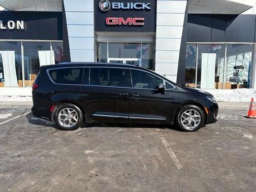2018 Chrysler Pacifica Limited