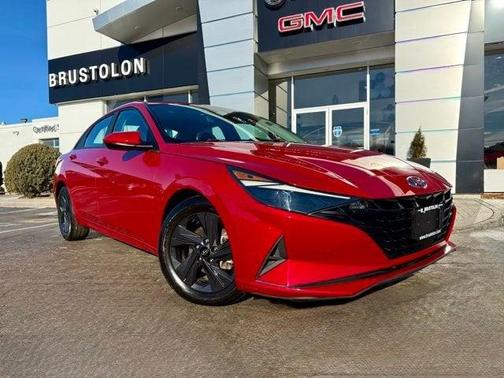 2021 Hyundai ELANTRA SEL