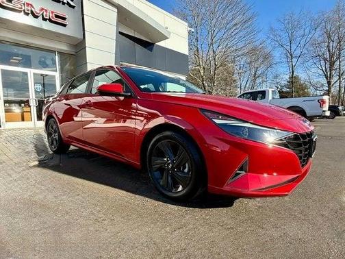 2021 Hyundai ELANTRA SEL