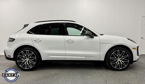 2024 Porsche Macan T