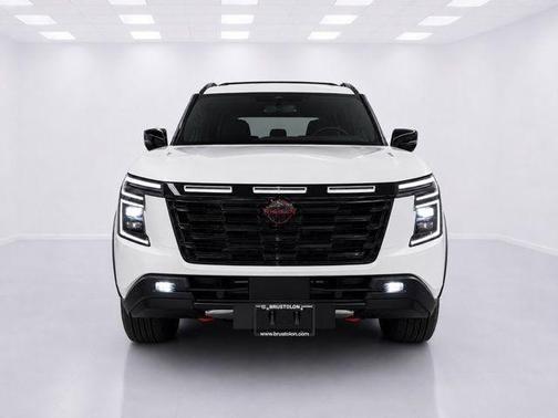 Aspen White Tricoat 2025 Nissan Armada PRO-4X