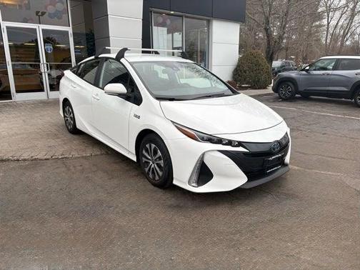 2022 Toyota Prius Prime LE