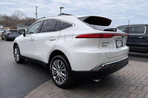 2022 Toyota Venza XLE