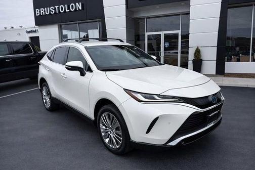 2022 Toyota Venza XLE