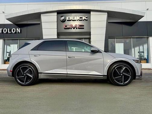 2025 Hyundai IONIQ 5 Limited