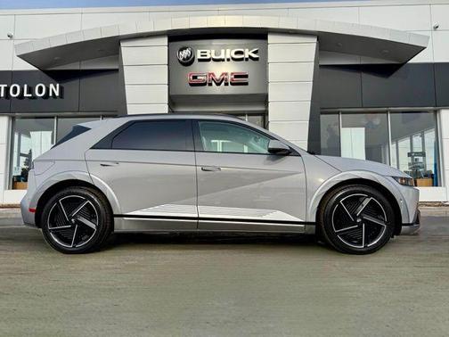 2025 Hyundai IONIQ 5 Limited