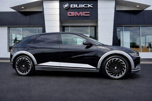 Black 2023 Hyundai IONIQ 5 Limited