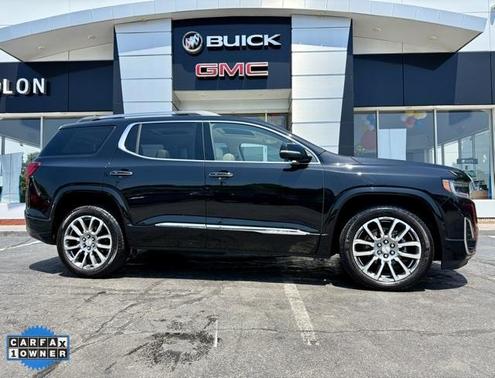 2023 GMC Acadia Denali