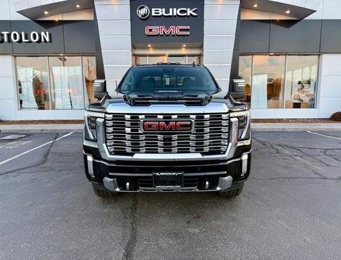 2024 GMC Sierra 2500 Denali