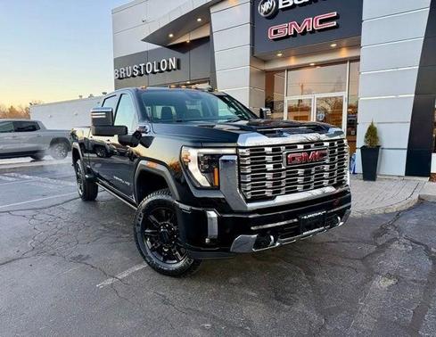 2024 GMC Sierra 2500 Denali