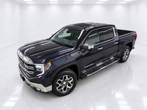 Titanium Rush Metallic 2023 GMC Sierra 1500 SLT