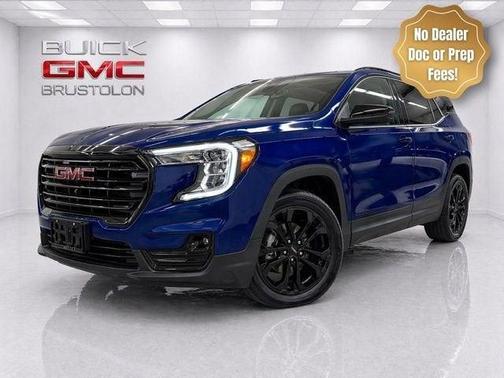 Marine Metallic 2022 GMC Terrain SLT