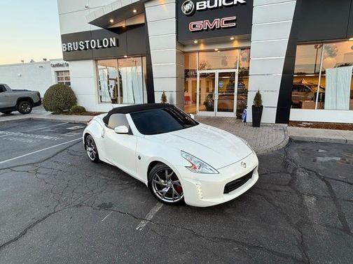 2017 Nissan 370Z Touring Sport