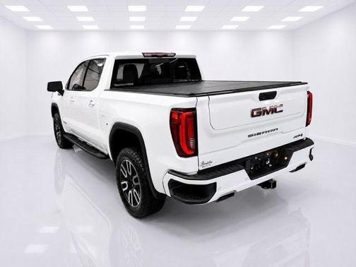 Summit White 2021 GMC Sierra 1500 AT4
