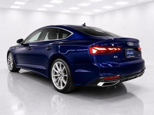 Navarra Blue Metallic 2025 Audi A5 Sportback 45 S line quattro Premium
