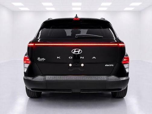 Abyss Black Pearl 2024 Hyundai KONA EV SEL