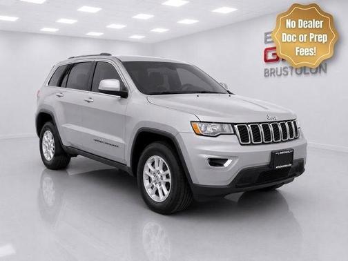 Billet Silver Metallic Clearcoat 2018 Jeep Grand Cherokee Laredo E
