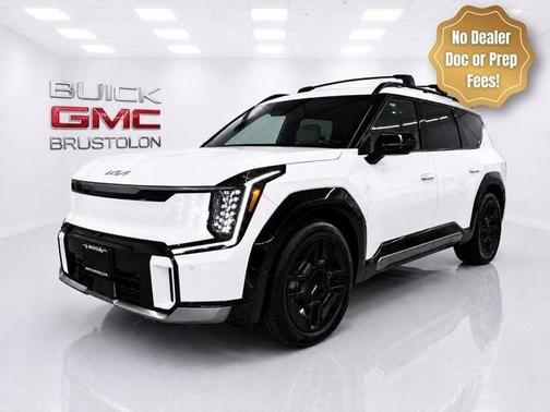 Snow White Pearl 2024 Kia EV9 GT-Line